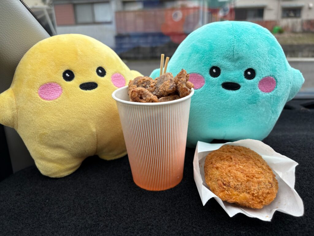 鯨の竜田揚げと鯨コロッケ