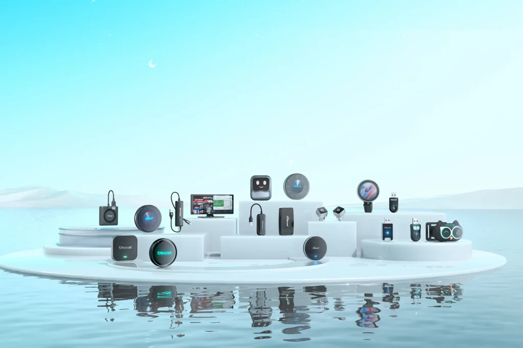 オットキャストの主要モデルが並ぶ公式ビジュアル。ワイヤレスCarPlayアダプターからAI Boxシリーズまで、用途に応じた製品展開が分かる構成。 